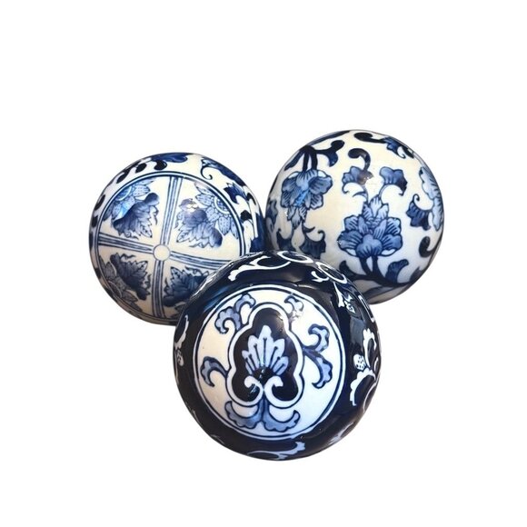 Decorative Blue & White Ceramic Balls With Floral Patterns 4" Diameter Set Of 3 - Picture 1 of 8